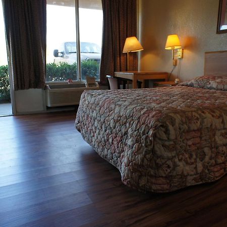 Executive Inn&Suites Orange Chambre photo