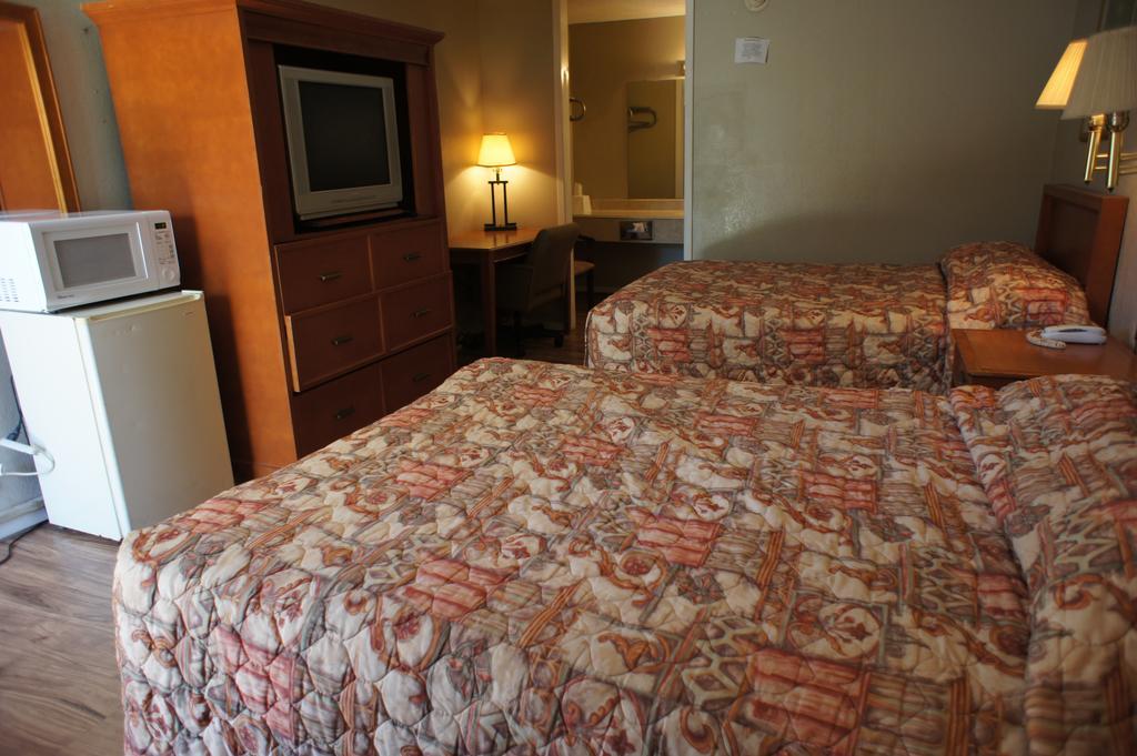 Executive Inn&Suites Orange Extérieur photo