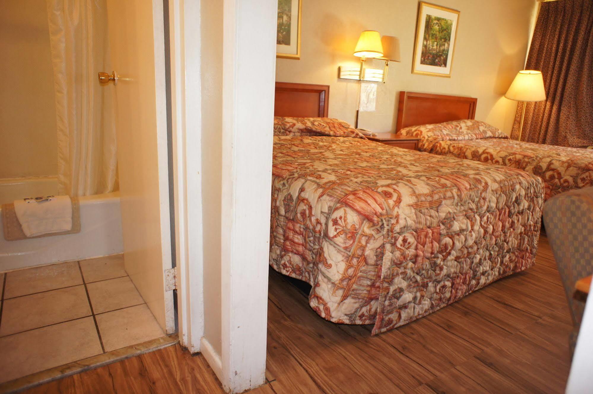 Executive Inn&Suites Orange Extérieur photo