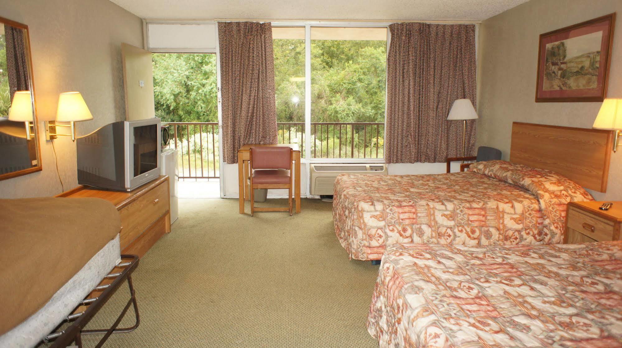 Executive Inn&Suites Orange Extérieur photo