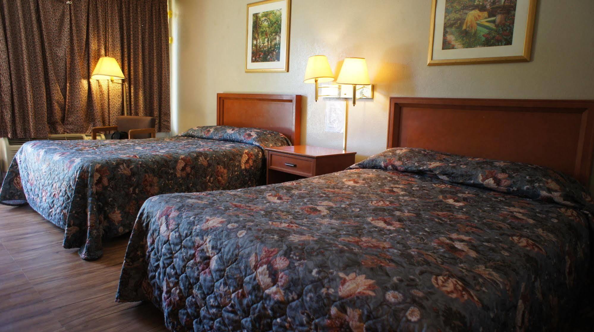 Executive Inn&Suites Orange Extérieur photo
